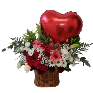 ט״ו באב הוא יום האהבה של העם היהודי ובו אנחנו מפגינים הערכה כלפי האנשים שאנחנו אוהבים, תוכלו למצוא אצלנו מגוון מתנות ופרחים באווירת החג.